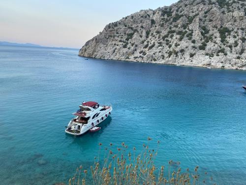 CLEOPATRA LUXURY