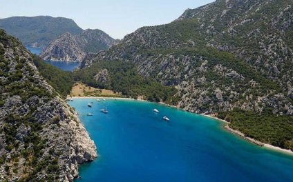 бухта порто дженевиз и бухта сазак